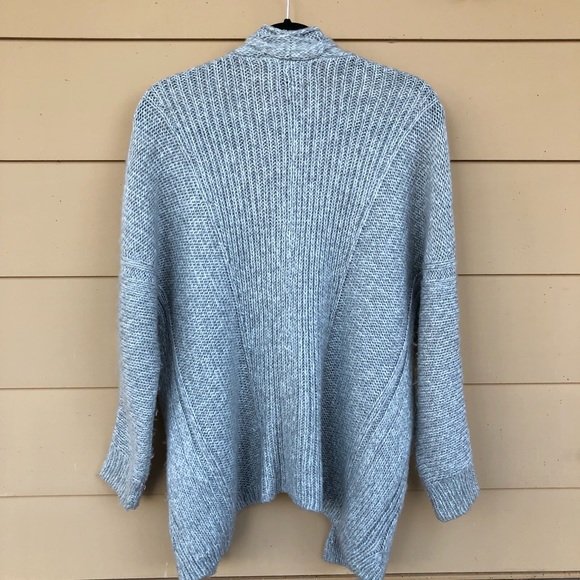 XXI Grey Cardigan - Picture 4 of 4